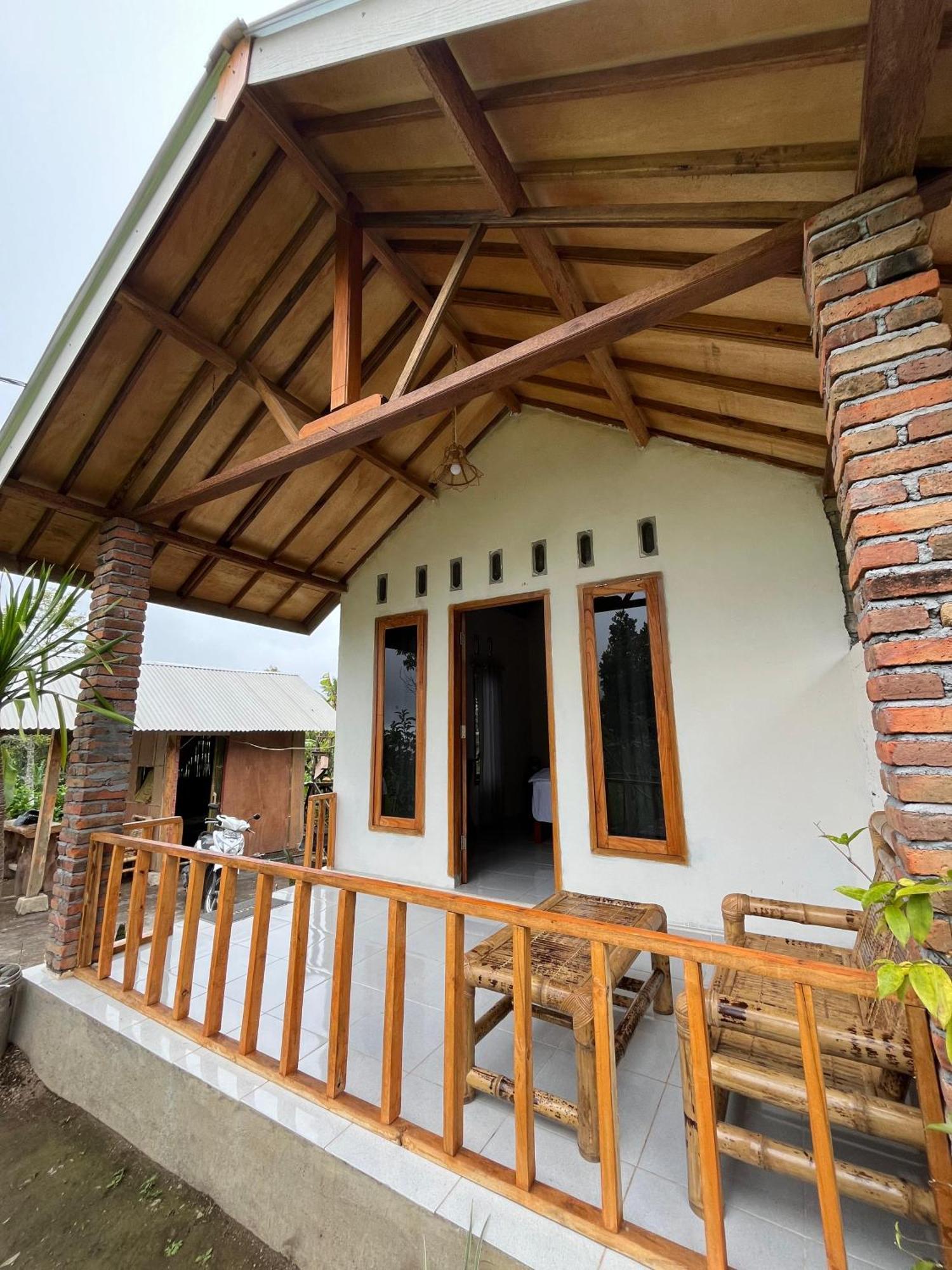 Asan Rinjani Homestay テテバトゥ エクステリア 写真